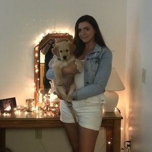 Meet your Posher, Chloe